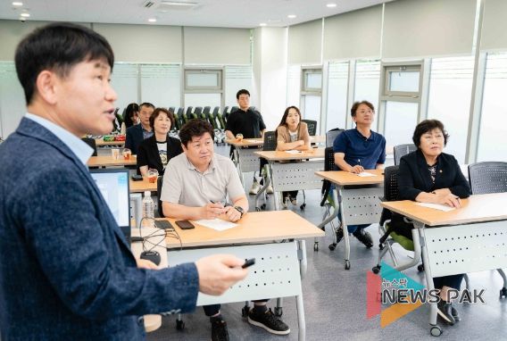 용인특례시의회 윤리특별위원회,반부패·청렴교육 실시해 청렴문화 확산 위한 결의 다져