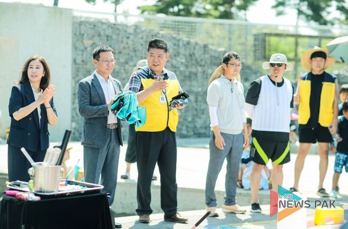 참석자 단체사진