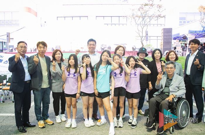 참석자 단체사진