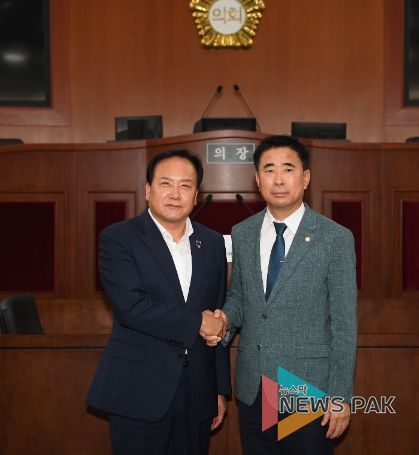 성길용 의장과 이권재 시장 합의