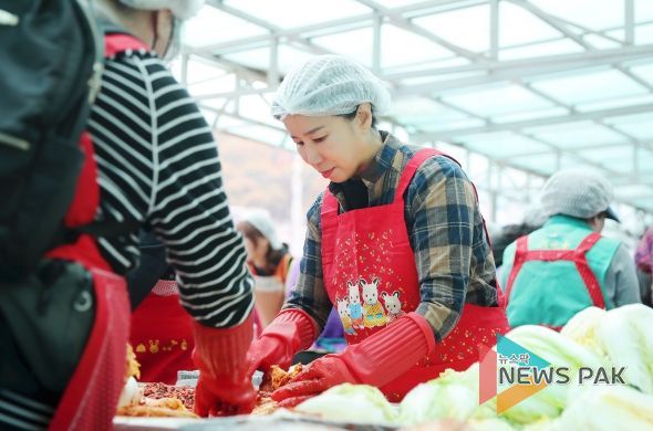 김장하는 화성시의회 김경희 의장