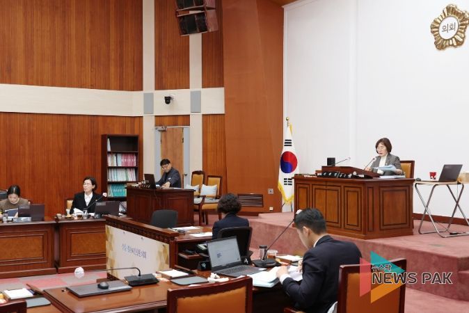 군포시의회 제270회 임시회 행정복지위원회 회의 모습