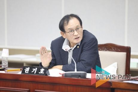 수원특례시의회 도시환경위원회 권기호 의원(국민의힘, 비례대표)