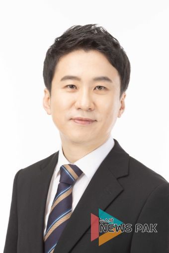 송바우나 안산시의회의장