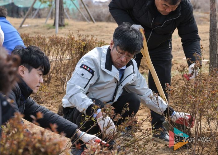 평택시의회, 2024년 시민과 함께하는 나무심기 행사 참석