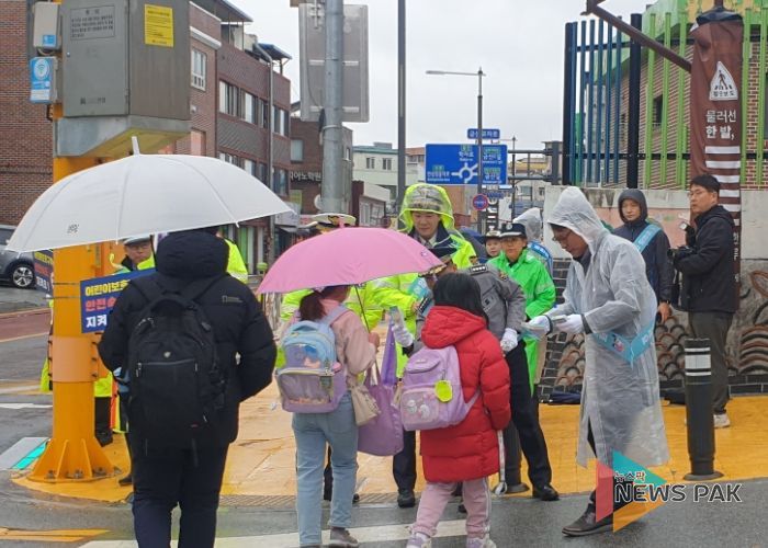 안성교육지원청, 유관기관 합동 어린이 교통안전 캠페인 참여