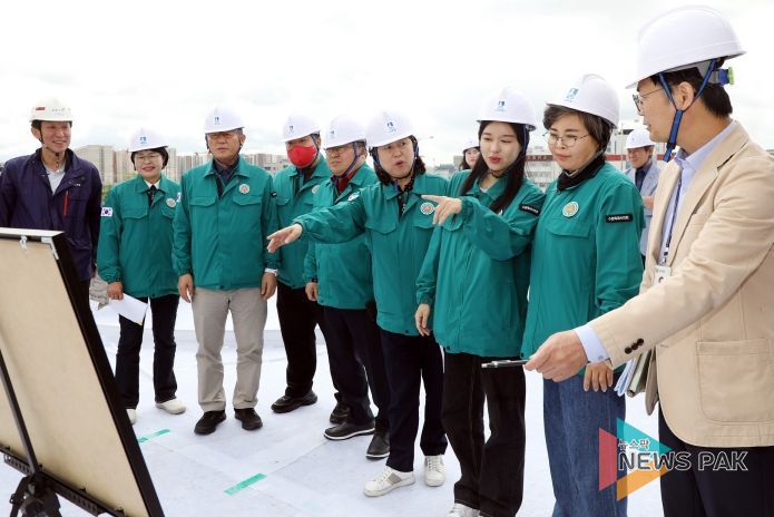 수원특례시의회 도시환경위원회, 황구지천 공공하수처리시설 등 현장방문