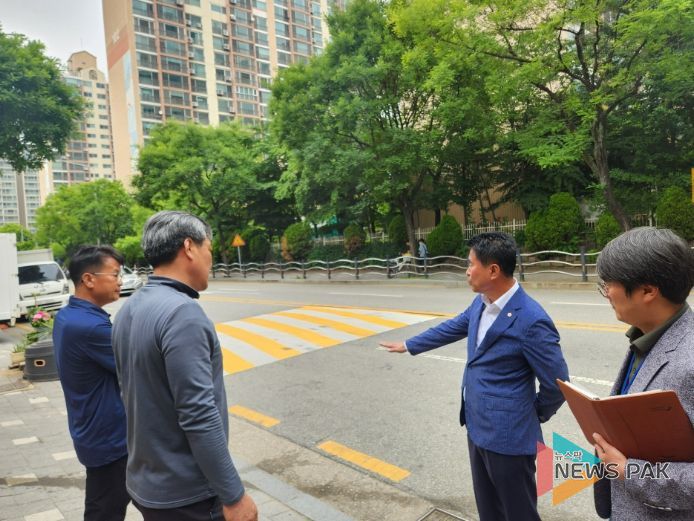 오산시의회 성길용 의장, 주차민원 다수 발생 지역 현장 점검