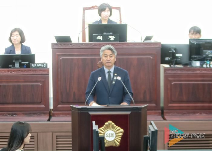 5분 발언하는 장철규 의원