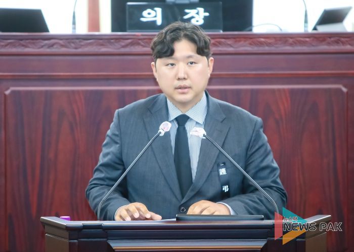 5분 발언하는 전성균 의원