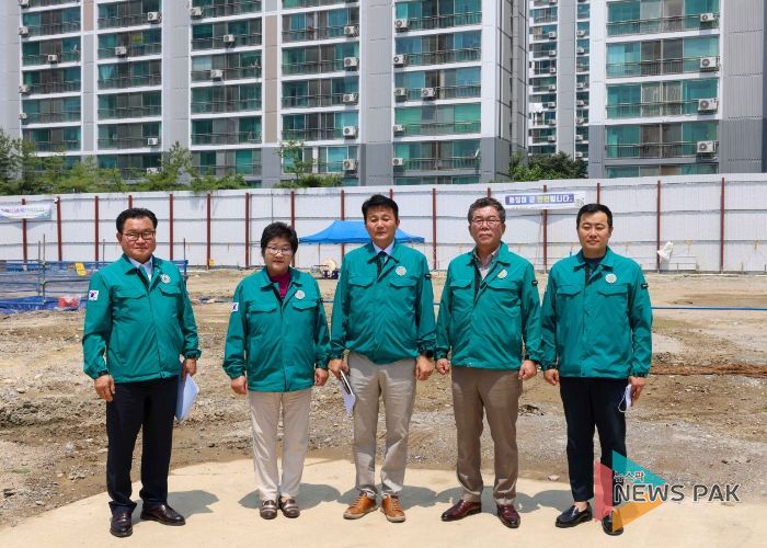 평택시의회 산업건설위원회, 세교동 행정복지센터 신축공사 현장 방문