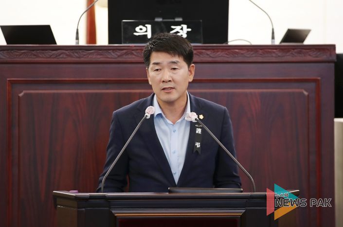 제9대 화성시의회 후반기 의장을 선출된 배정수 의원 소감 발표