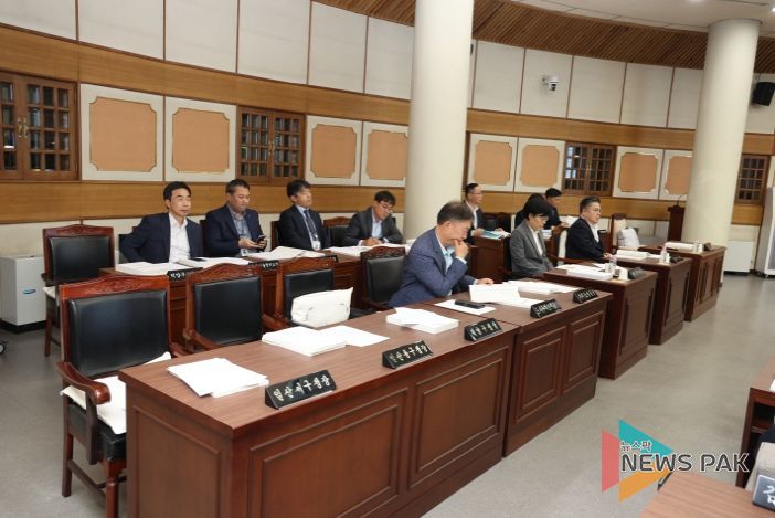 고양특례시의회 제289회 임시회 제2차 본회의 불출석 한 이동환 시장 및 관계 공무원