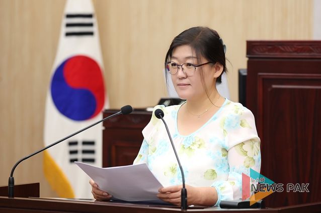 더불어민주당 안성시의원 황윤희