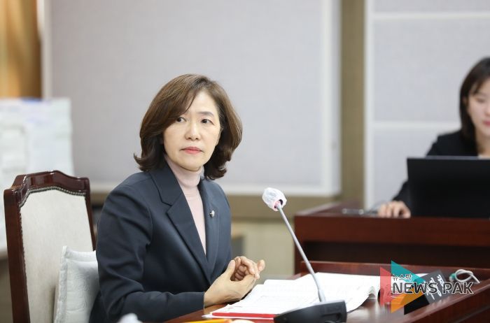 수원특례시의회 보건복지위원회 사정희 의원(더불어민주당, 매탄 1·2·3·4동)