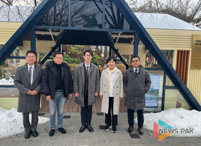 안양시의회 총무경제위원회, 청년공간 공사현장 및 삼덕공원 스마트쉼터 현장 점검