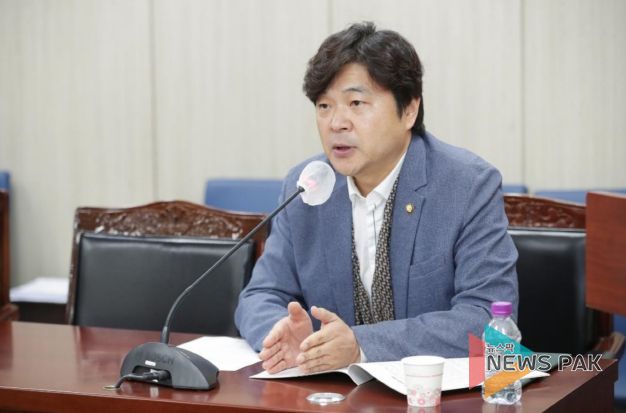 신현철 의원(고양특례시의회 환경경제위원회)