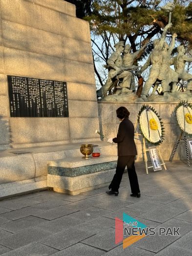 안양과천교육지원청 현충탑 참배로 새해 업무 시작