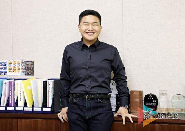 의왕시의회 한채훈 의원, 뉴욕 하이라인파크 보고 세계한상대회 참석차 출국