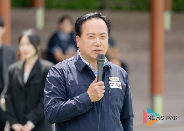 오산시, 성호중학교 인조잔디 운동장 준공 교육·체육 인프라 확대 박차