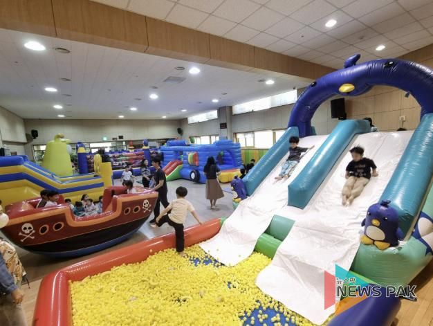 고양교육지원청 다솔유치원 어린이날 기념행사 '신나게 팡팡 에어바운스 놀이'