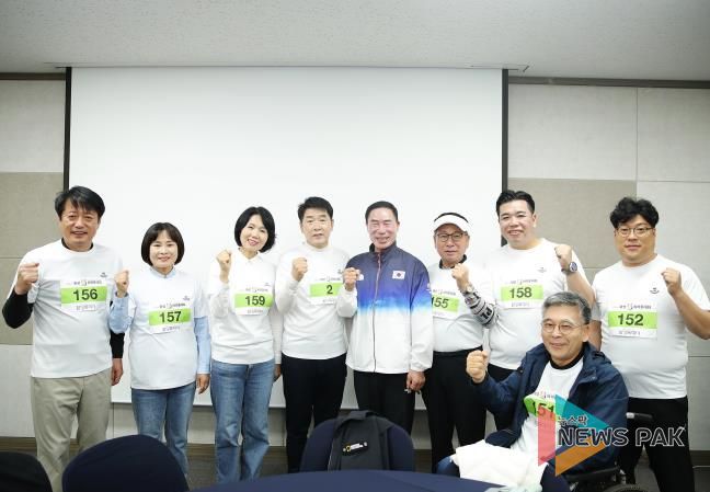 화성 효 마라톤 의원 기념 사진