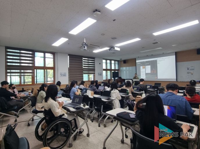 화성오산교육지원청, 디지털 기반 교육혁신 '디지털 토핑교육-섹터2'실행연수 실시