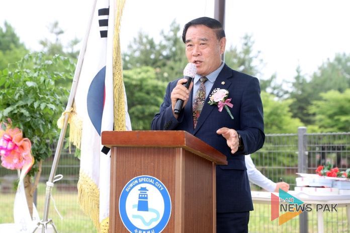 ‘수원시그라운드골프협회 권선마중클럽 현판식’ 참석