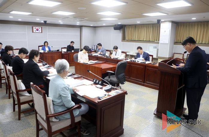 기획경제위원회 안건 심사