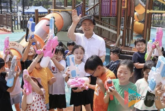 의왕시, 가막들공원 물놀이장 개장식 개최