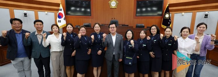 오산시의회, 오산경찰서 녹색어머니연합회 신임 임원단 접견