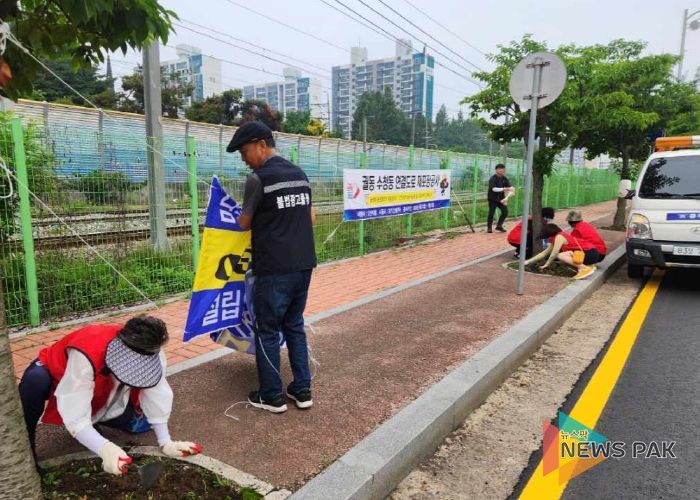오산시, 민관 협력 통한 불법 유동광고물 정비