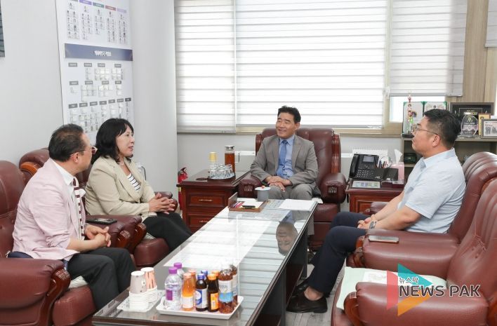 고양특례시의회 김운남 의장, 국민의힘 새 교섭단체 대표단과 차담