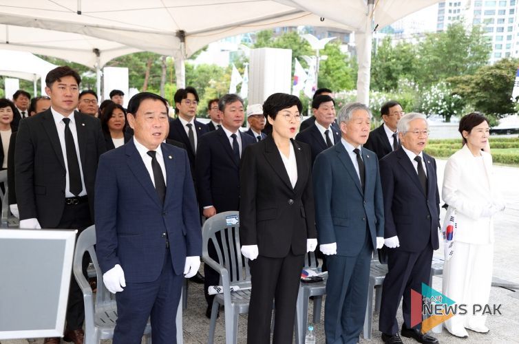 제80주년 광복절 기념 현충탑 참배