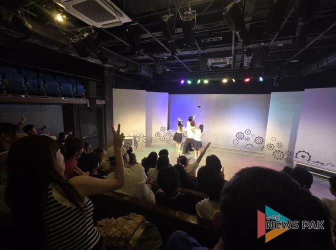 연극 시간을 파는 상점 관람