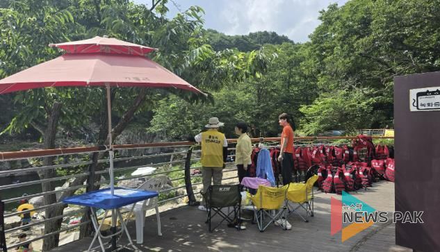 가평군, 계곡 물놀이 안전요원 9월까지 연장 배치