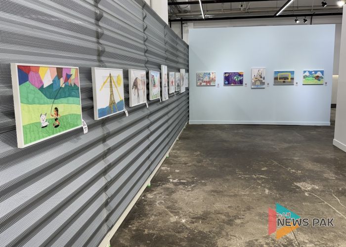 인공지능(AI) 디지털팔레트 전시 운영 사진