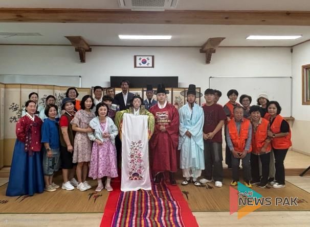 평택시 진위면 주민자치회 '진위향교 전통문화 체험' 성료