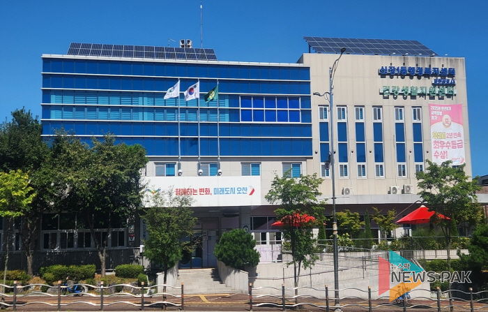 오산시 신장1동, 롯데캐슬 위너스포레 봉사팀과 함께 경로당 주거환경개선 지원