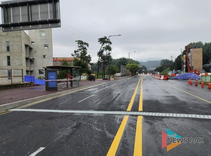 광명 신안산선 붕괴 사고 주변의 도로 복구 사진