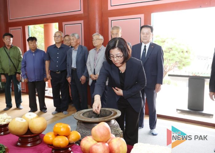 안성시, 추석맞이 무연고자·독립항쟁가 차례...시장도 함께한 따뜻한 동행