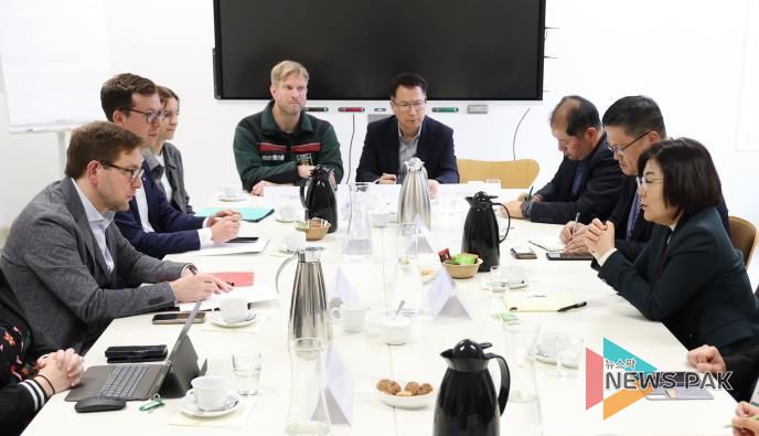 김보라 안성시장, 독일 베를린서 사회혁신·재생에너지 우수사례 벤치마킹