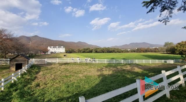 전국 최우수 친환경 농장으로 선정된 '농도원목장'