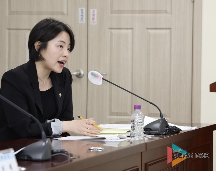 고양특례시의회 정민경 의원, 덕양구청, 일산동구청, 일산서구청의 구조적 문제점 개선 촉구