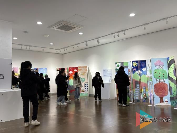 <찾아가는 미술관> 결과공유전 전경