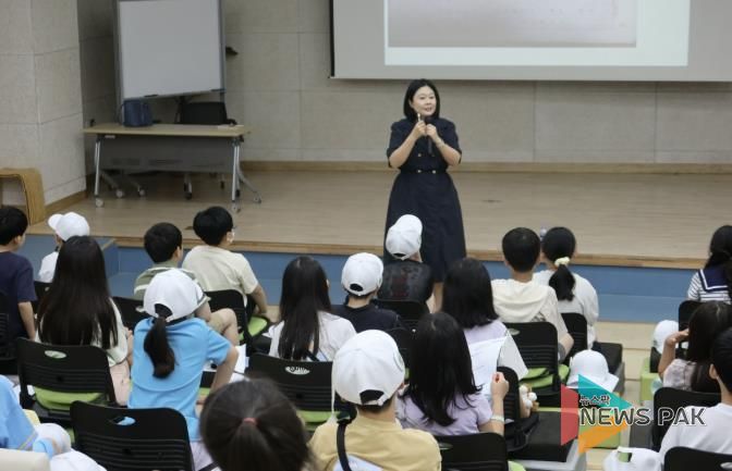 ‘꼬북클럽(GO! BOOKCLUB)’ 김혜정 작가와의 만남