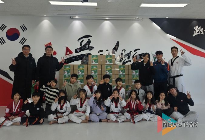 품태권도 거북섬동, 아이들의 소중한 마음 담긴 라면 900개 후원