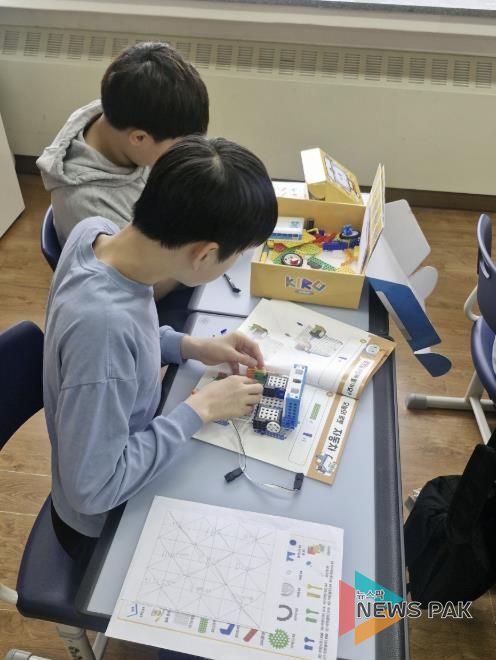 2025년 고양화수초등학교 ‘AI 로봇코딩' 수업