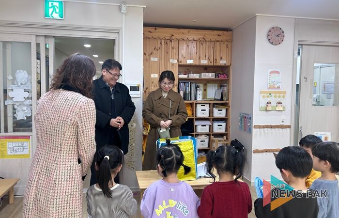 원디자인, 연성동 어린이집에 장난감 후원