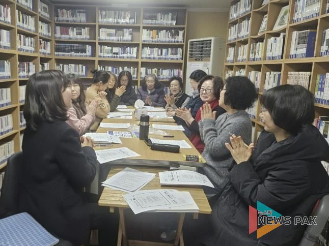 수원시 팔달구 행궁동, 새마을문고회 정례회의 개최